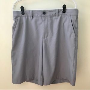 IZOD GOLF SHORTS WITH FRONT AND BACK POCKETS